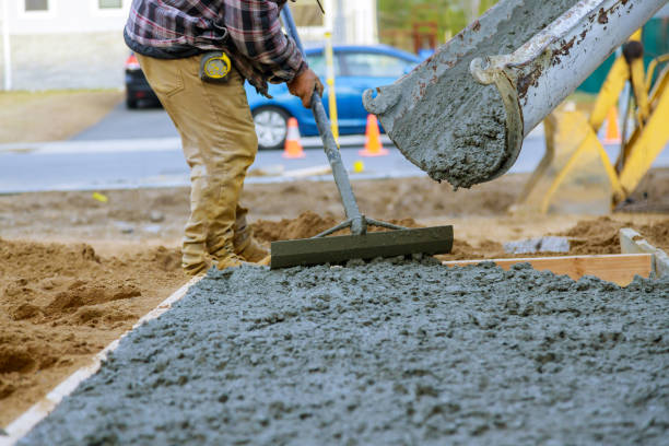 Best Concrete Pool Decks in Washington, IL